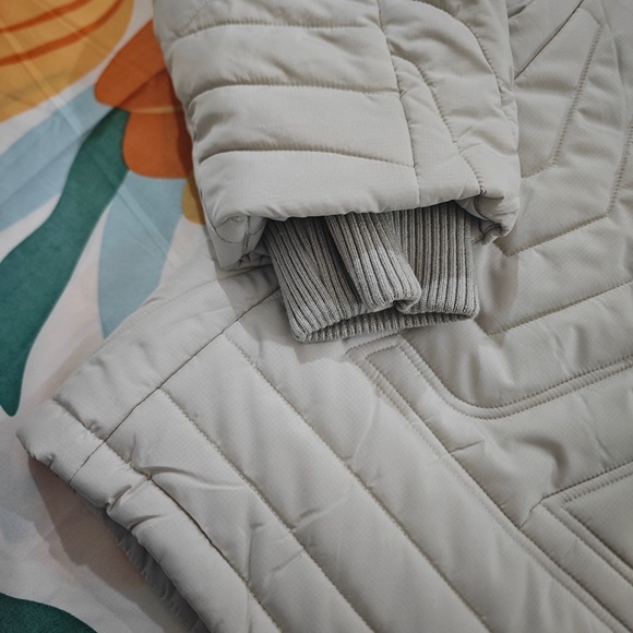 Louis Vuitton Stand Collar Down Jacket - Picture 2 of 11